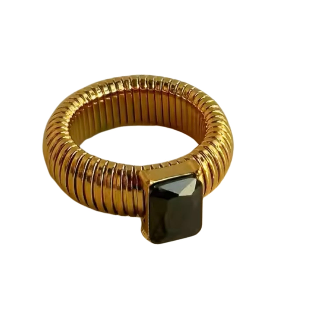 Quanta Black ring